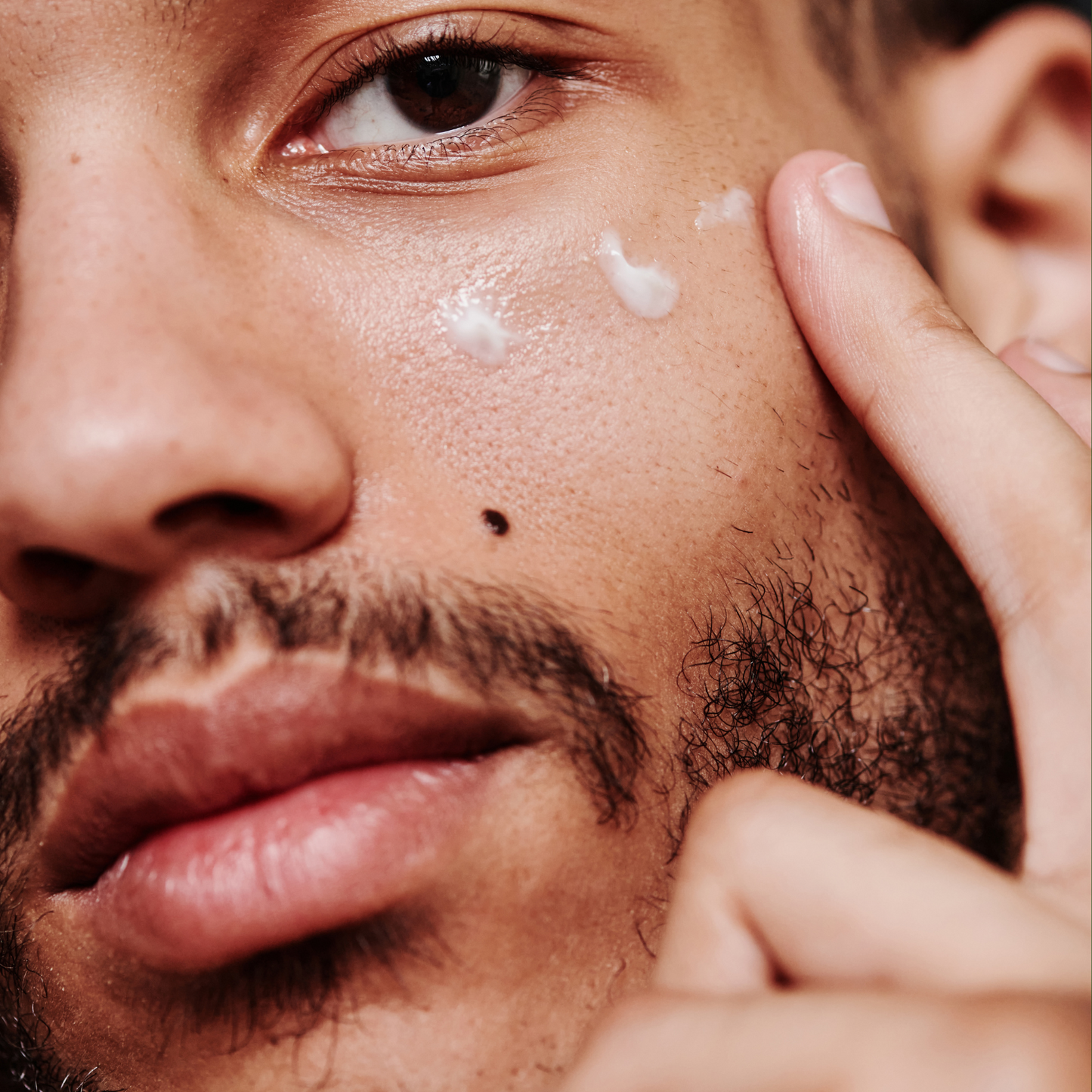 Brightening Eye Cream | Reduces fine lines and signs of aging